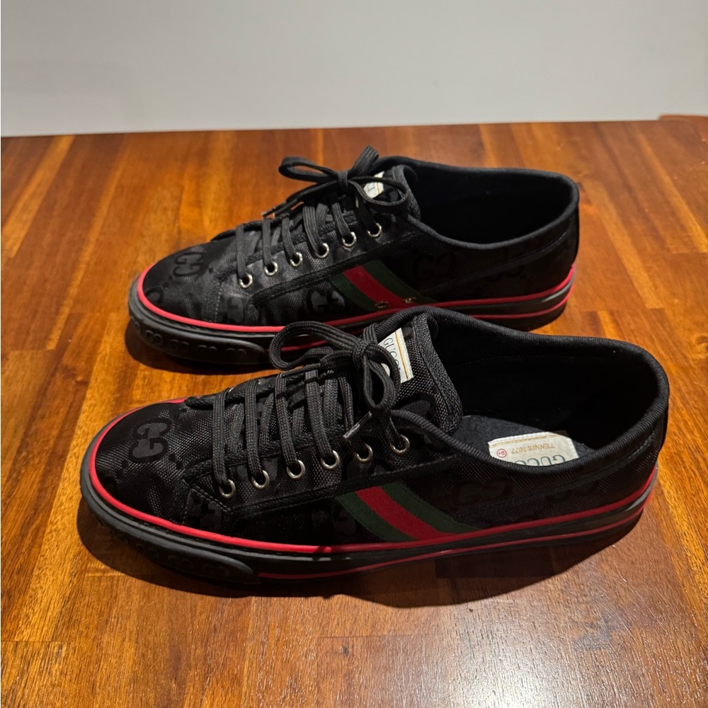 Gucci Men’s Black Canvas Low-Top Sneaker with Red & Green Stripe - Picture 2 of 7